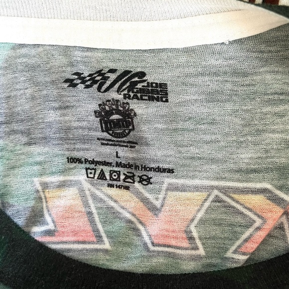 Joe Gibbs Racing #18 Kyle Busch M&M’s Racing Graphic Tee, Size: Large - Picture 3 of 7